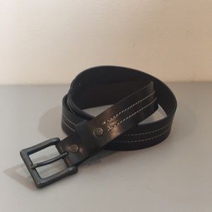 Levi’s Strauss Leather belt top stitch detail